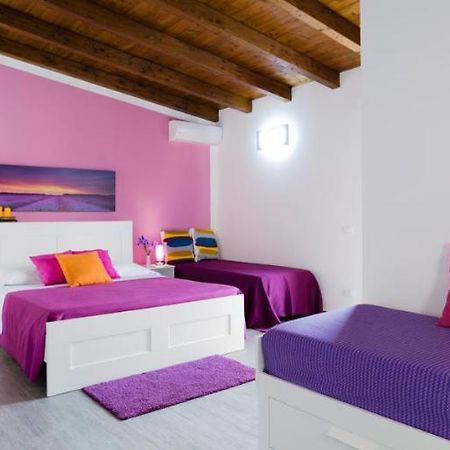 Airport Home & Bringo Car Rental Carini Exterior foto